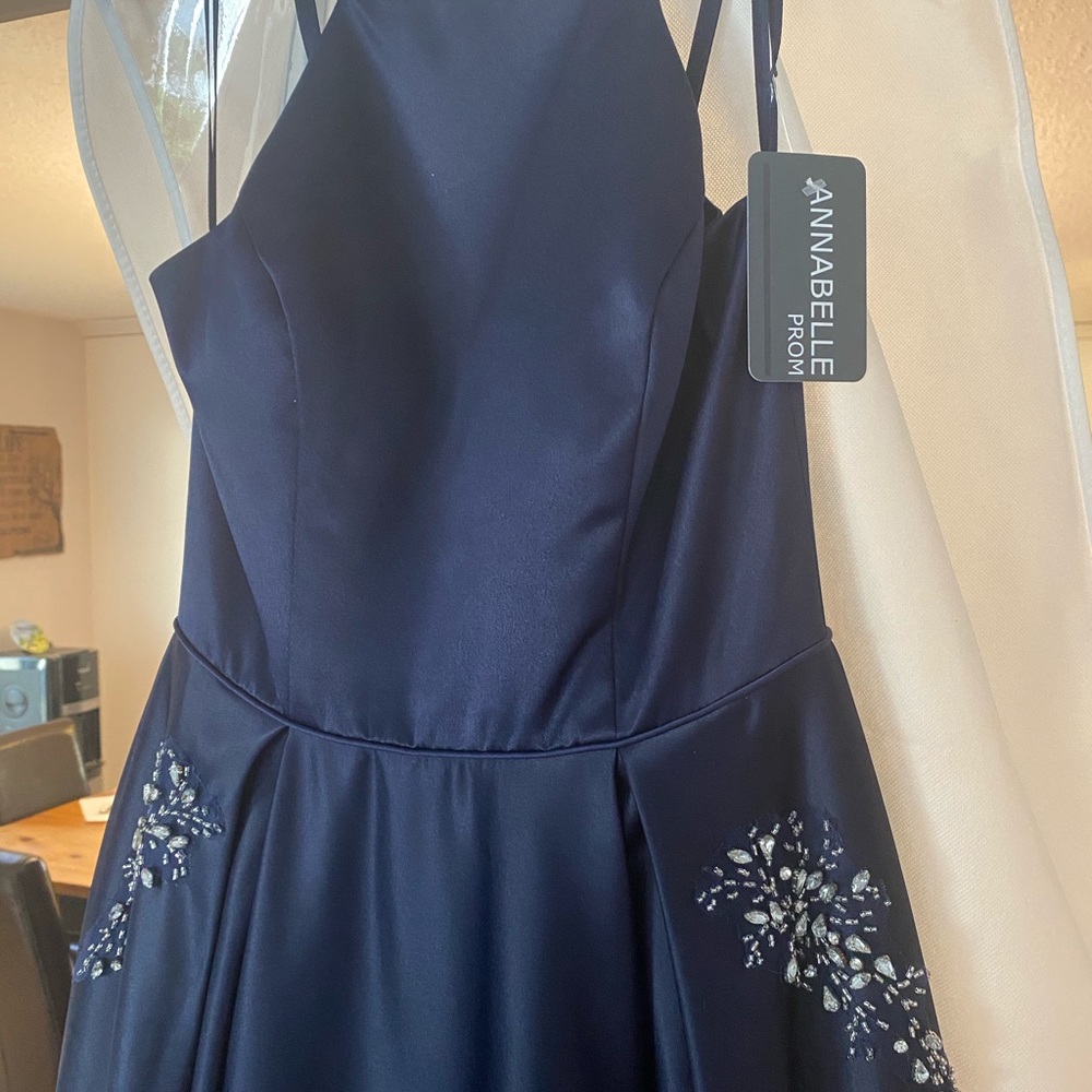 Grad dress - Picture 2 of 4